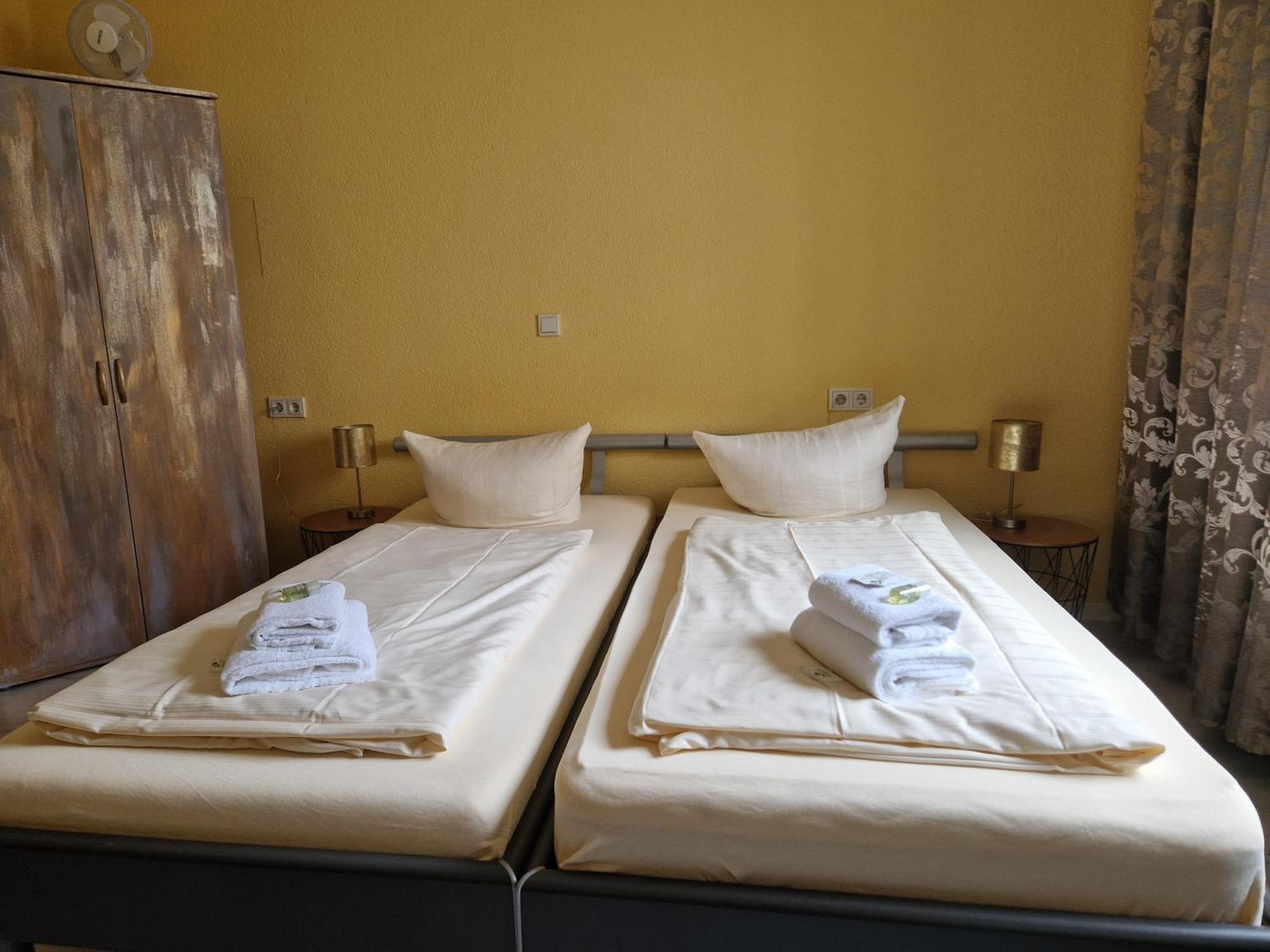 Ricks City Hotel Trier Buitenkant foto