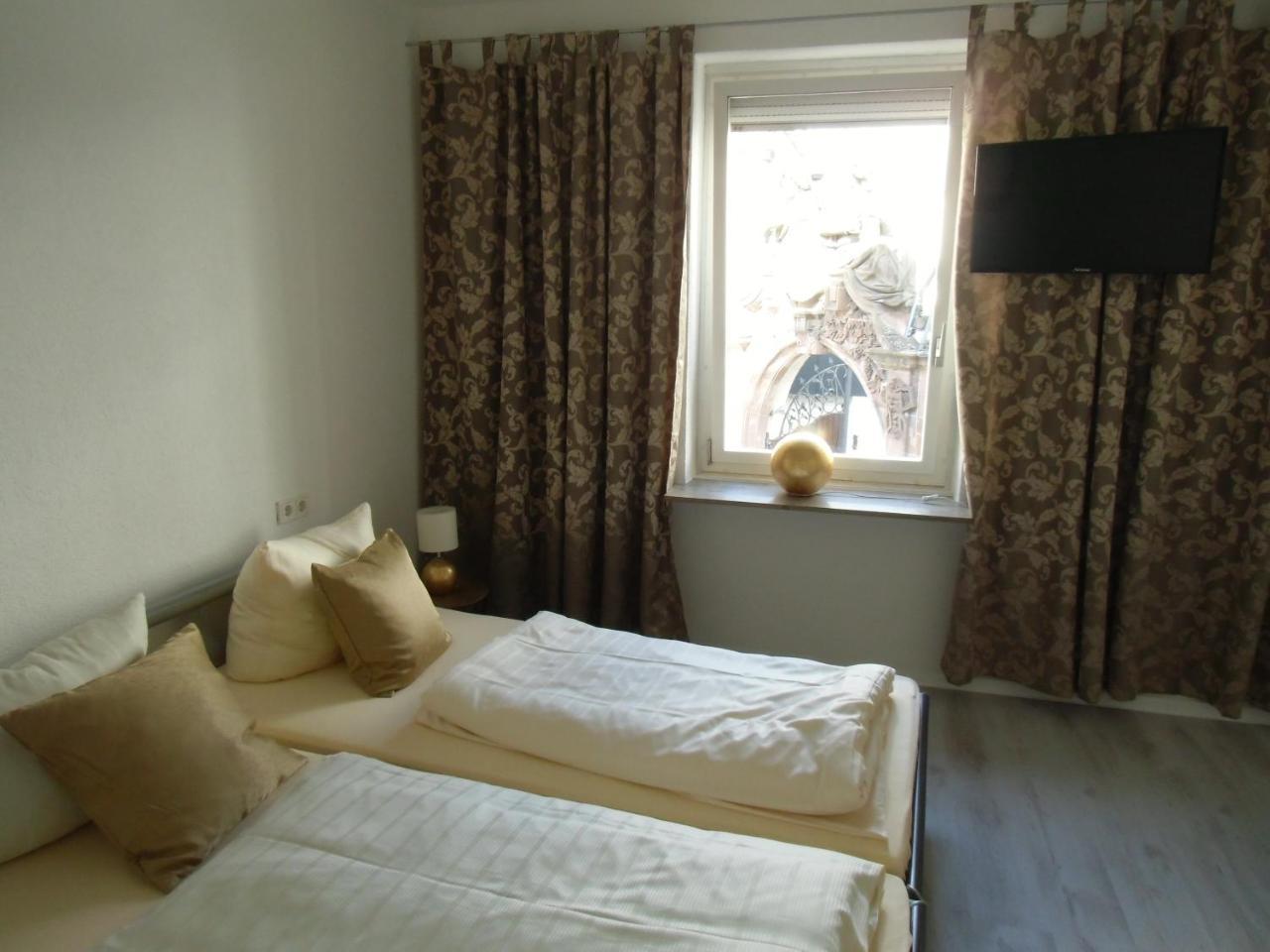 Ricks City Hotel Trier Buitenkant foto